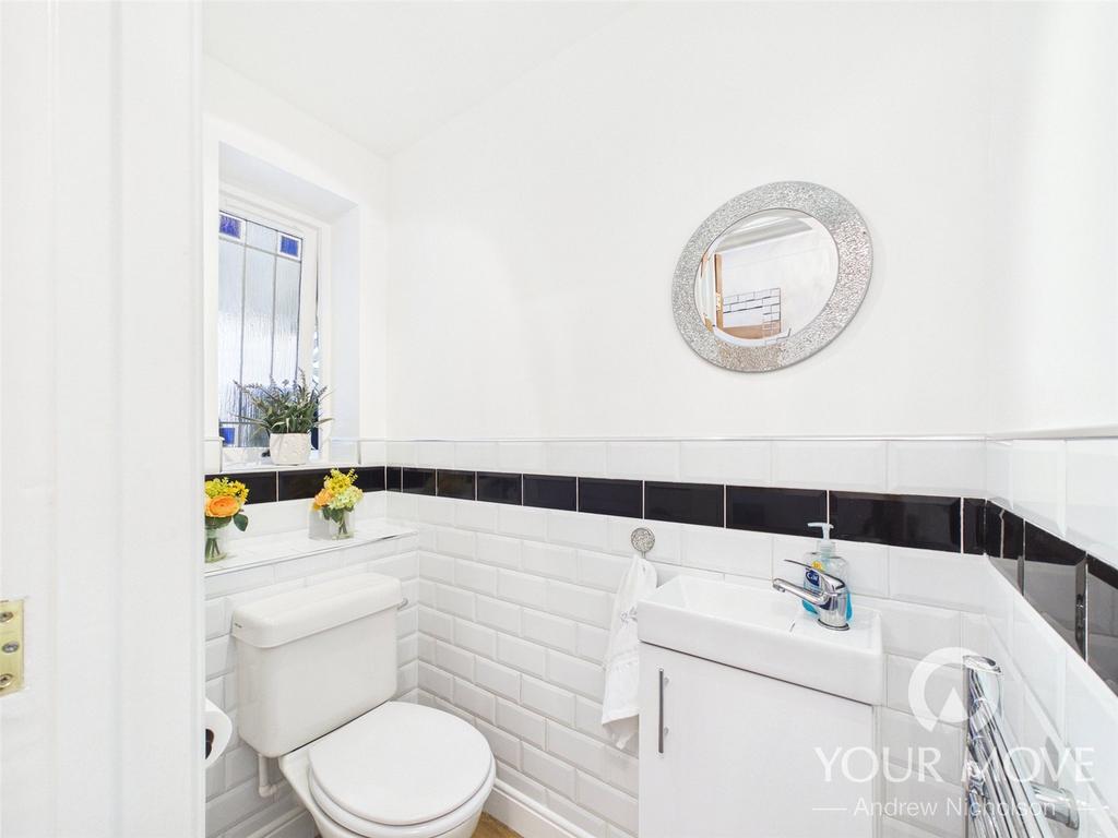 Cloakroom/Wc