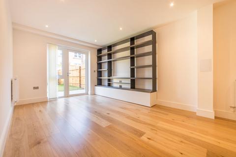 2 bedroom flat to rent, Silverworks Close, London NW9