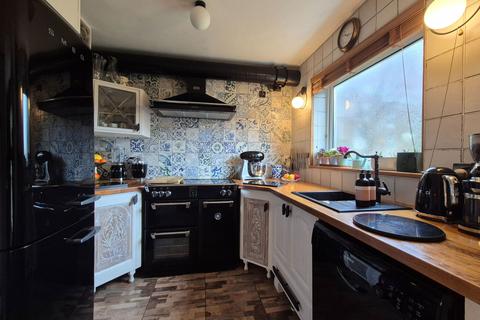 2 bedroom flat for sale, The Mall, Dunstable LU5