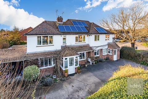 5 bedroom detached house for sale, High Street, Lenham, ME17