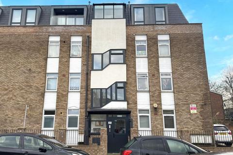 undefined, Flat 4, 43 Burlington Road, Tottenham, N17 9UF