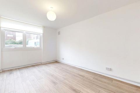 undefined, Flat 4, 43 Burlington Road, Tottenham, N17 9UF
