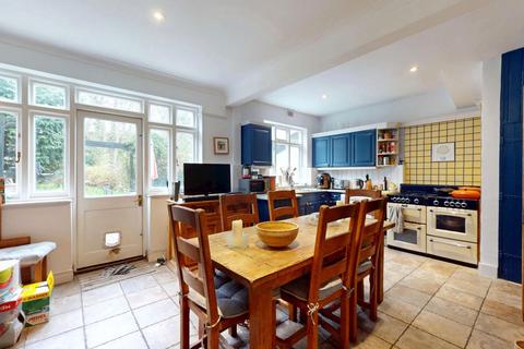 4 bedroom terraced house for sale, 37 Ellington Road, Muswell Hill, N10 3DD
