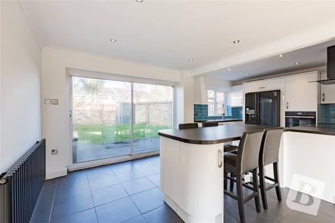Tangmere Crescent, Hornchurch, RM12