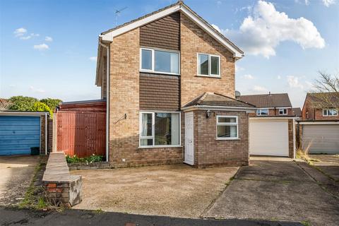 3 bedroom detached house for sale, Rutherford Close, Longwell Green, Bristol