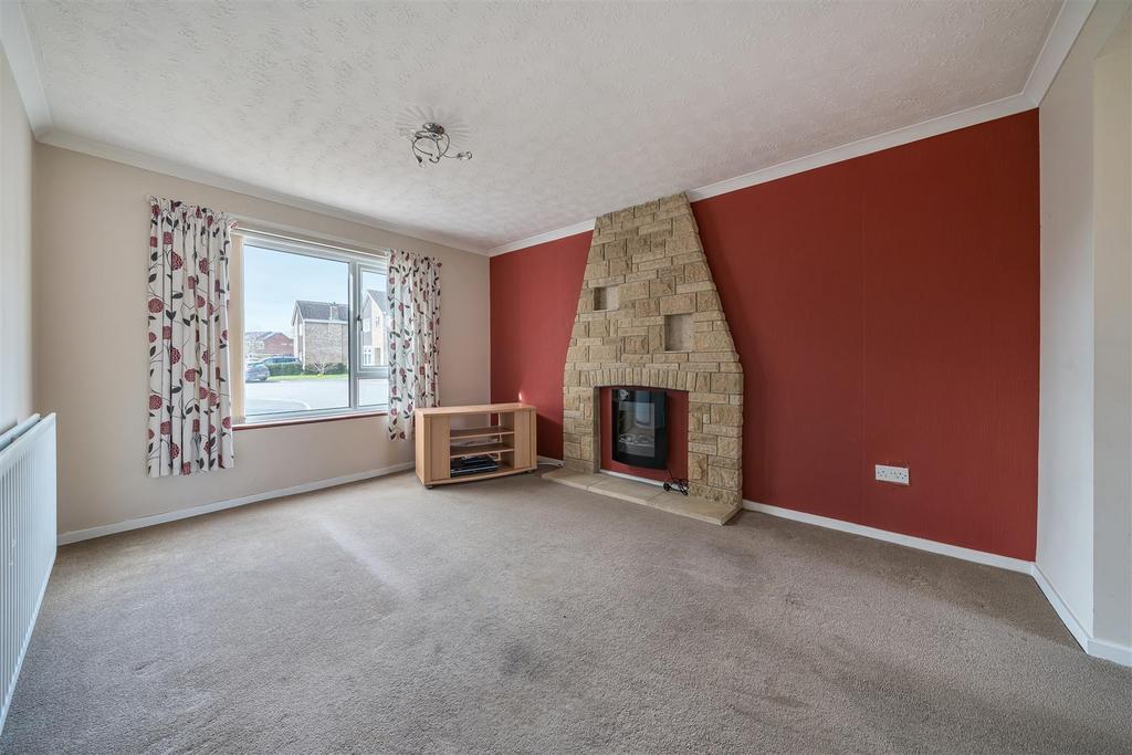 Lounge / Dining Room