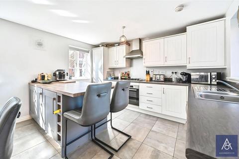 3 bedroom detached house for sale, Poppyfields Way, Northamptonshire NN13