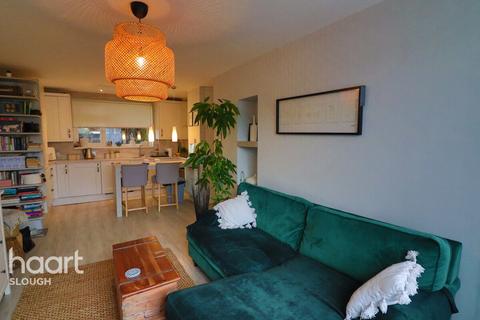 1 bedroom flat for sale, Perryman Way, Slough