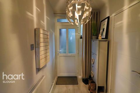 1 bedroom flat for sale, Perryman Way, Slough