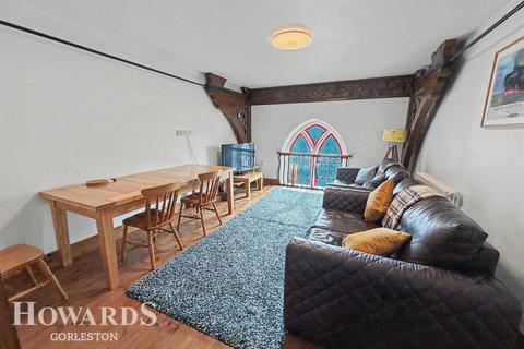 3 bedroom terraced house for sale, Garnham Road, Gorleston