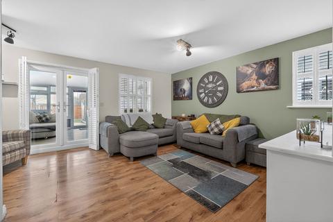 3 bedroom end of terrace house for sale, Ladybird Way, Wixams