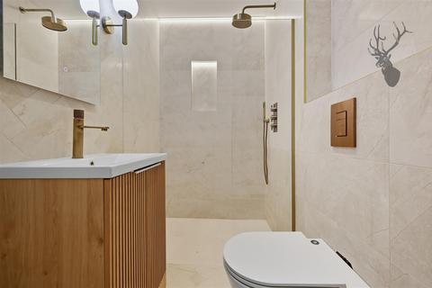 undefined, Queens Road, Buckhurst Hill