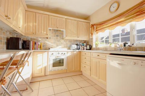 3 bedroom townhouse for sale, Springfield, Bushey, WD23