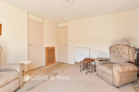 3 bedroom terraced house for sale, Swallowtail Road, Horsham, West Sussex