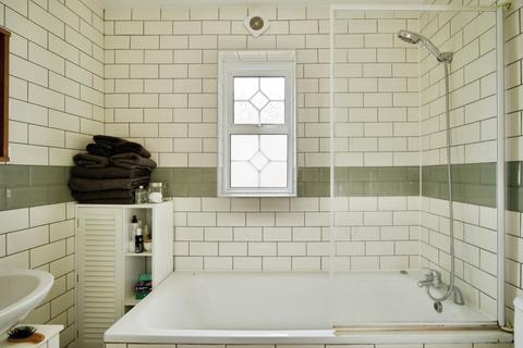 undefined, Dore Avenue, Manor Park, London, E12