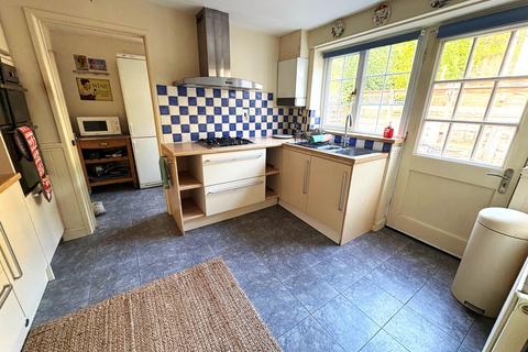 4 bedroom detached house for sale, Shady Nook, Farnham, Surrey, GU9