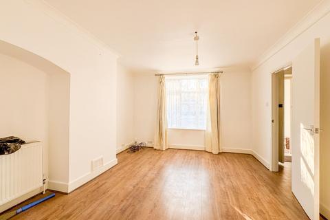 3 bedroom house to rent, Gold Hill, Edgware, HA8