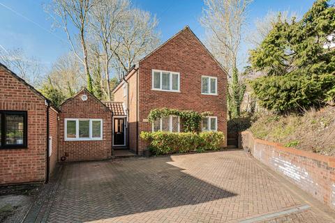 undefined, Westover Road, High Wycombe HP13
