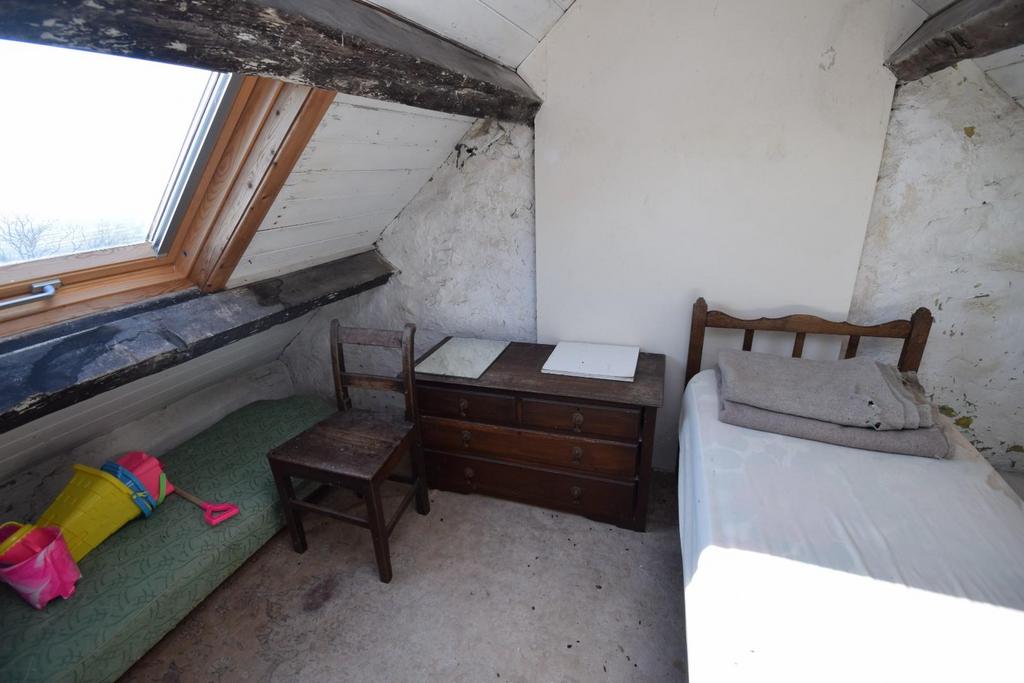 Bedroom 3.JPG