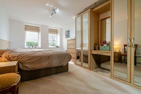 1 bedroom apartment for sale, Charlotte Close, Halifax HX1