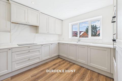 undefined, Northlands Approach, Langdon Hills SS16
