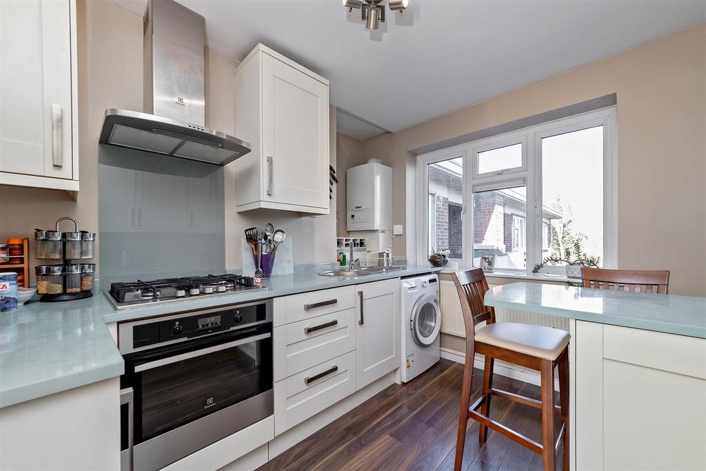 35 Queens Court-29.jpg