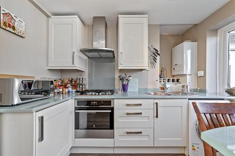 2 bedroom apartment to rent, Hatfield Road, St. Albans