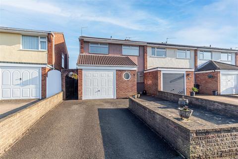undefined, Kilbury Drive, Worcester