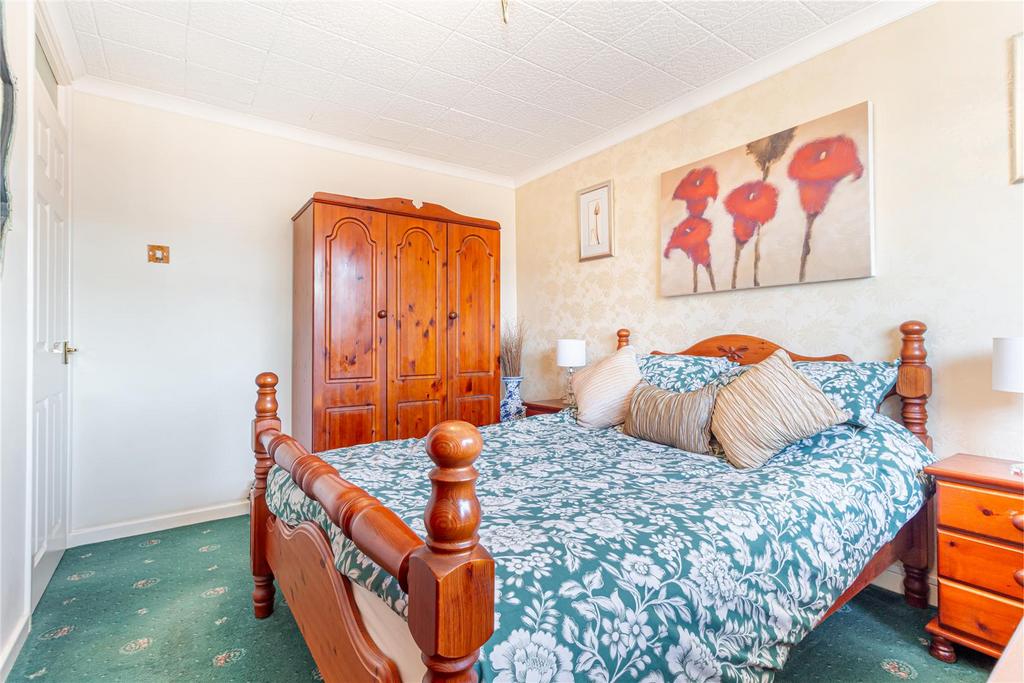 Bedroom-1-3.jpg