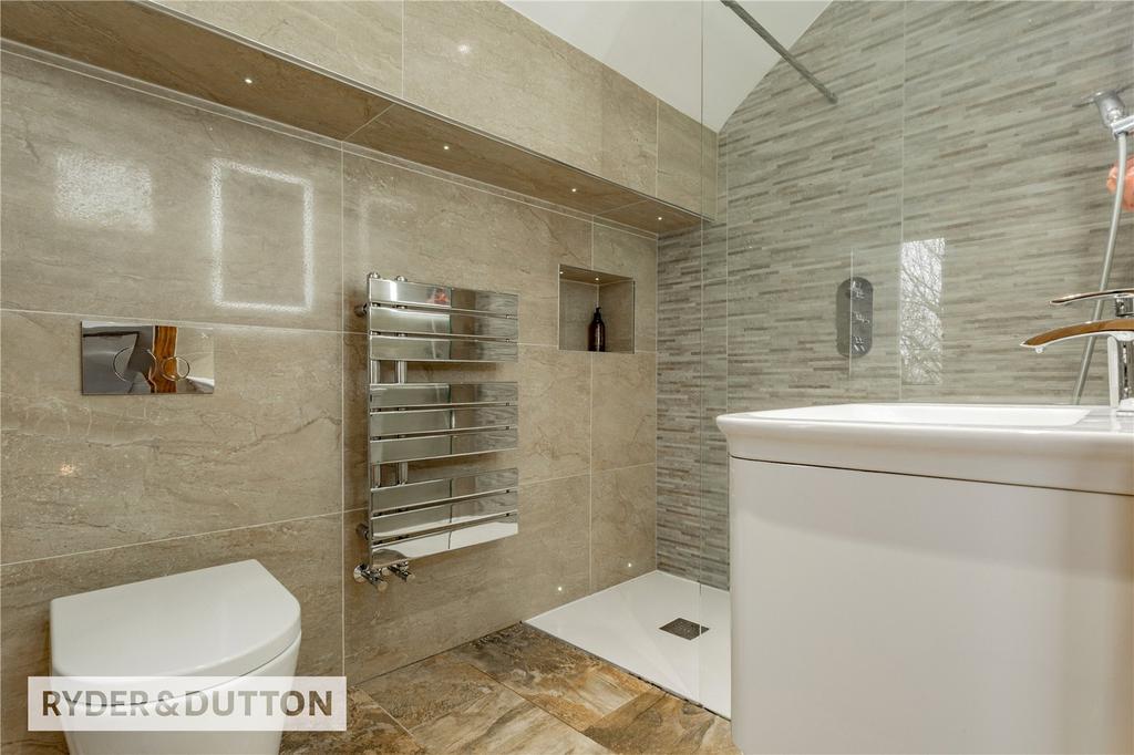 En-Suite To Bed 1