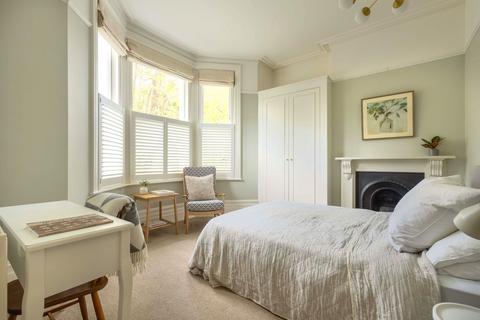 2 bedroom flat for sale, Montacute Gardens, Tunbridge Wells, TN4