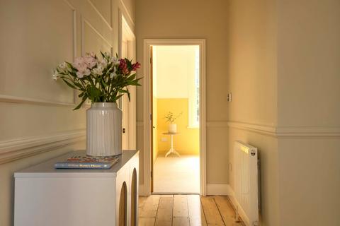 2 bedroom flat for sale, Montacute Gardens, Tunbridge Wells, TN4