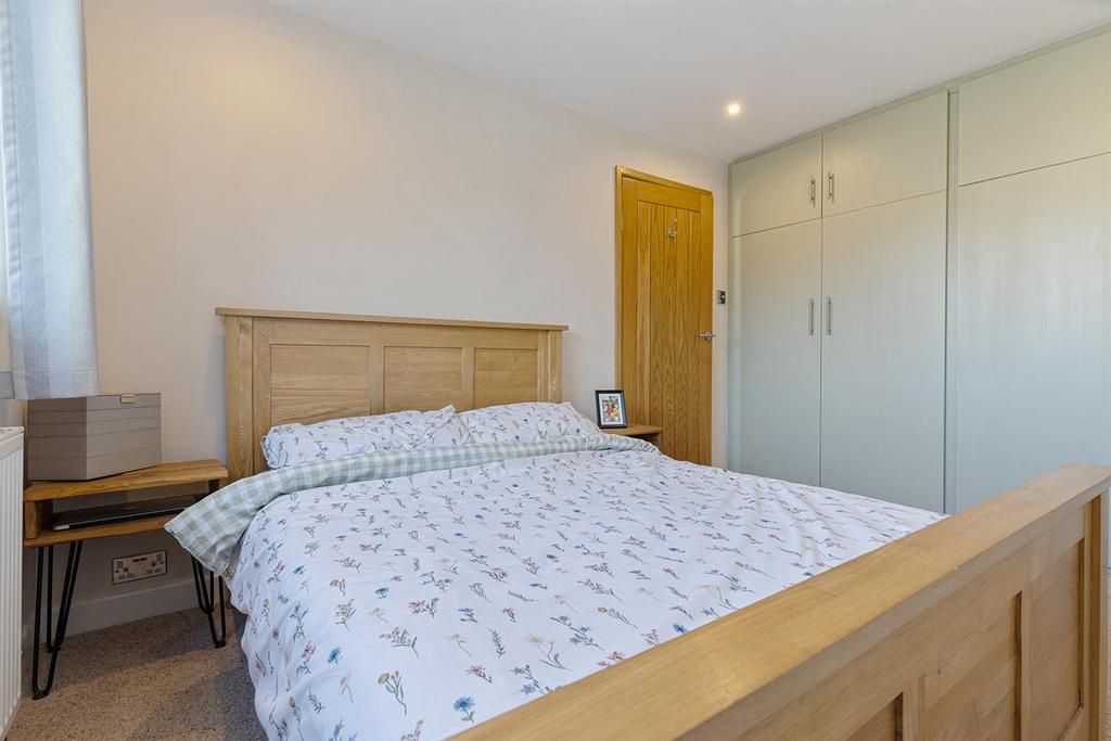 Bramleys Estate Agents - Warneford Road - Cowlersl