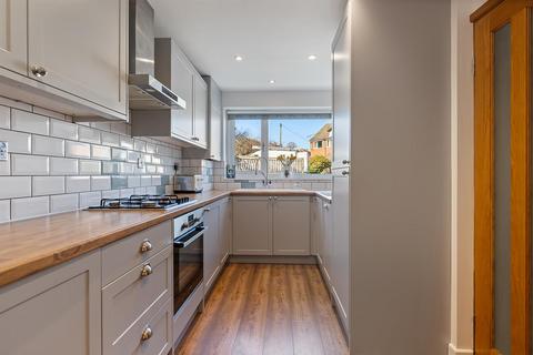 3 bedroom semi-detached house for sale, Warneford Road, Huddersfield