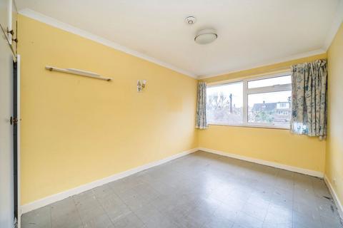 undefined, Woodbine Close, Twickenham TW2