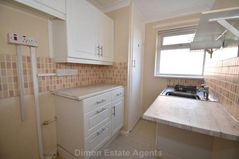 1 bedroom flat for sale, Nelson House, South Street