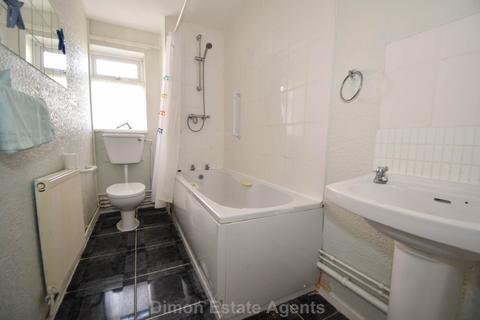 1 bedroom flat for sale, Nelson House, South Street