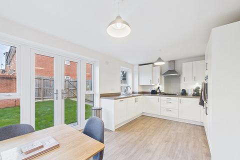 3 bedroom semi-detached house for sale, Nalton Drive, Driffield, YO25 5GE