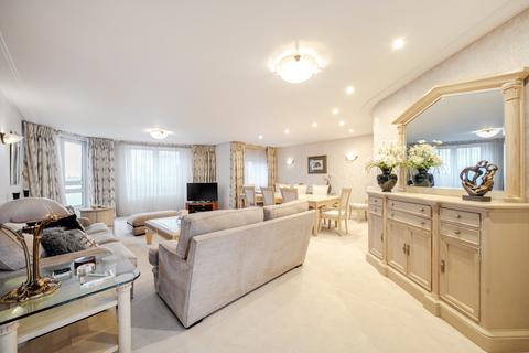 3 bedroom apartment to rent, St Johns Wood Road London NW8