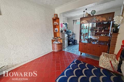 undefined, Station Road South, Belton