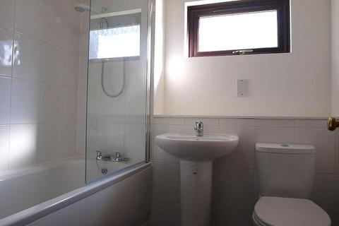 undefined, Netley Cliff, Victoria Road, Netley Abbey, SO31