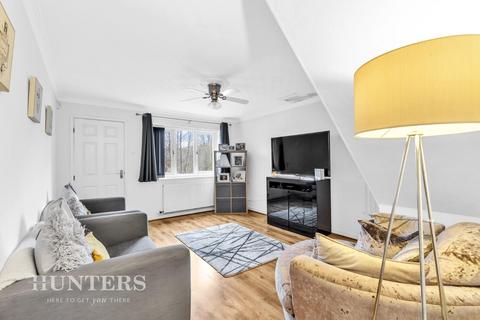 2 bedroom semi-detached house for sale, Bottomfield Close, Oldham