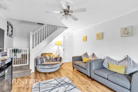 2 bedroom semi-detached house for sale, Bottomfield Close, Oldham
