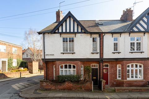 North Parade, York, YO30