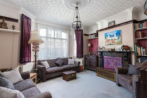 5 bedroom end of terrace house for sale, North Parade, York, YO30