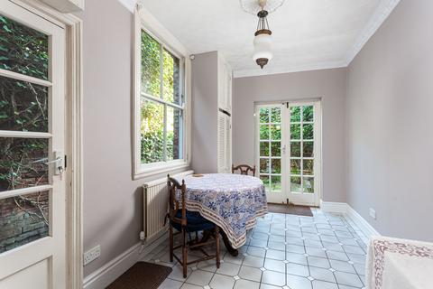 5 bedroom end of terrace house for sale, North Parade, York, YO30