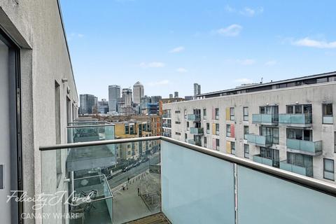 1 bedroom apartment to rent, Stainsby Road, London