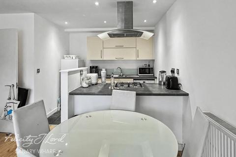 1 bedroom apartment to rent, Stainsby Road, London