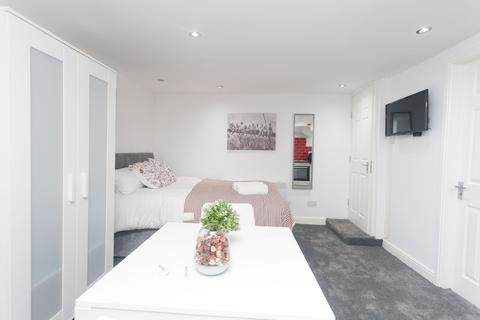 undefined, St. Hildas Place, LEEDS