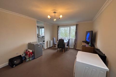 2 bedroom apartment to rent, Raeburn Court, Rembrandt Grove, Chelmsford, Essex, CM1